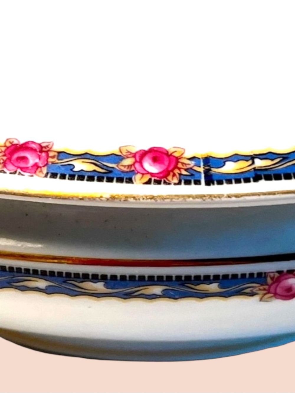 VINTAGE Covered Vegetable Dish with Gold Handles Navy Blue band of flowers - Picture 3 of 16